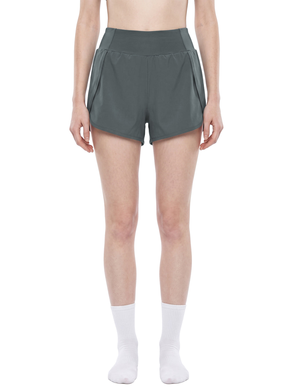 Szorty High Rise 2-in-1 – Nowrocky™ — stylizacja uliczna z topem i sneakersami