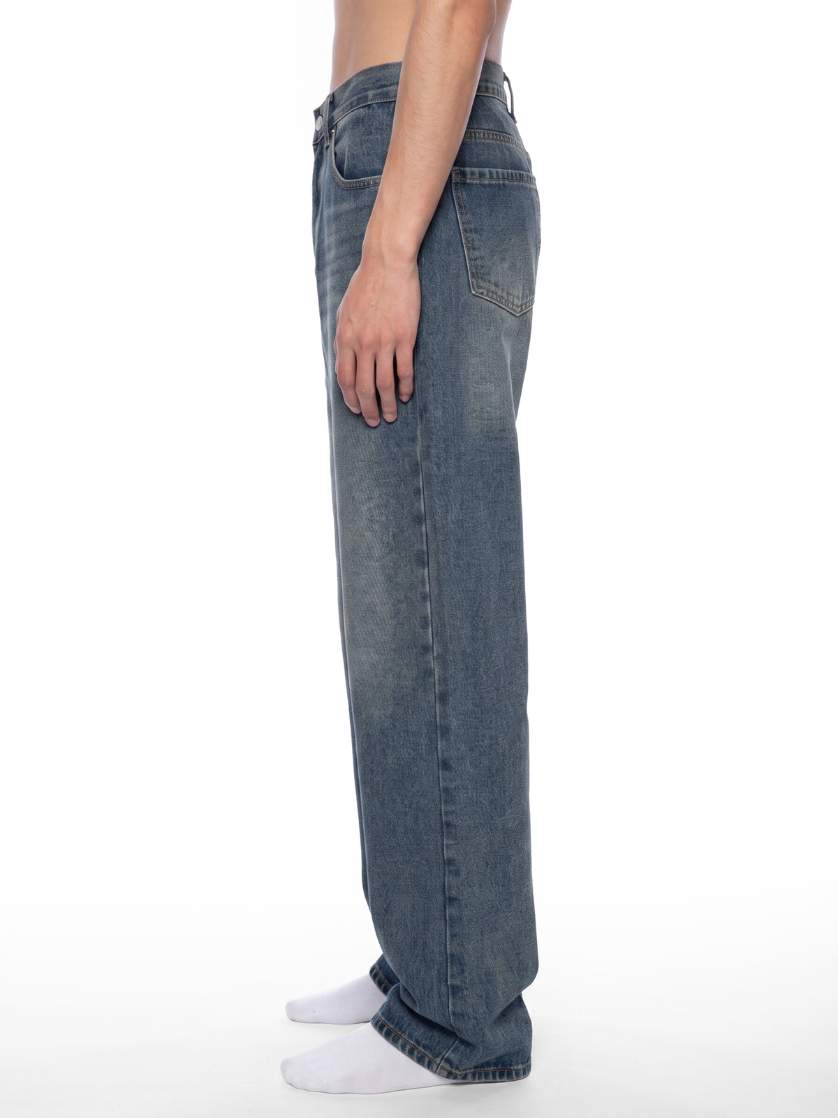 Jeansy Straight Leg Vintage Wash – Nowrocky™ — pasek i szlufki w zbliżeniu