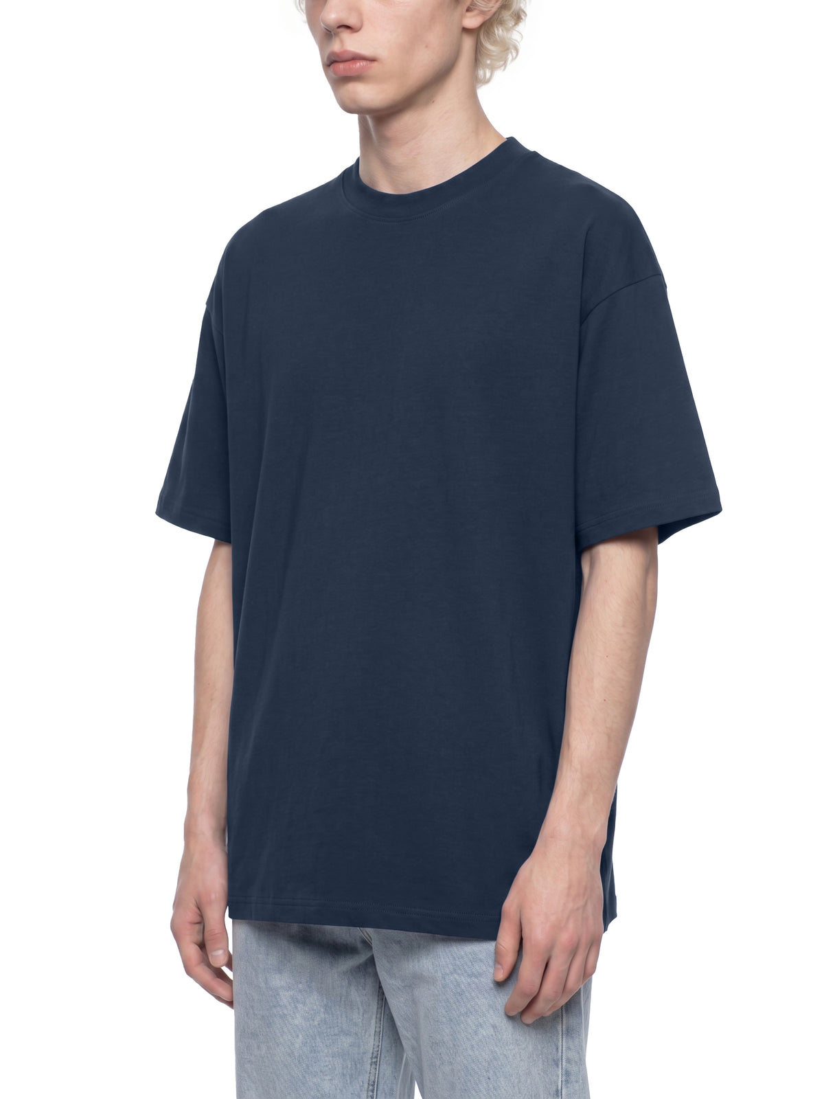 T-shirt Oversized Drop Shoulder – Nowrocky™ — nadruk na piersi, zbliżenie